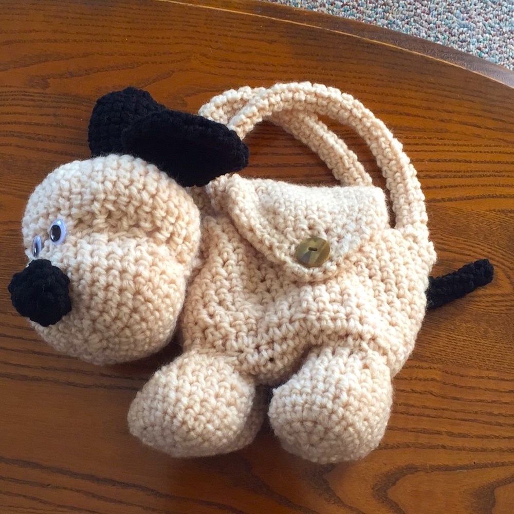 HAND CRAFTED Crocheted Beige Puppy Dog Purse Carrying Childrens Toy Accessory - Picture 6 of 8